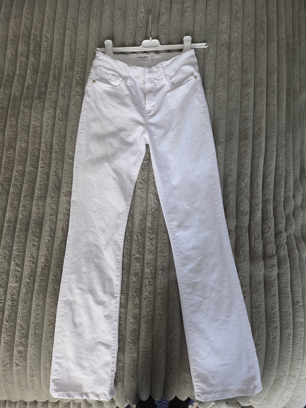 Frame Denim White Le Mini Boot Jeans